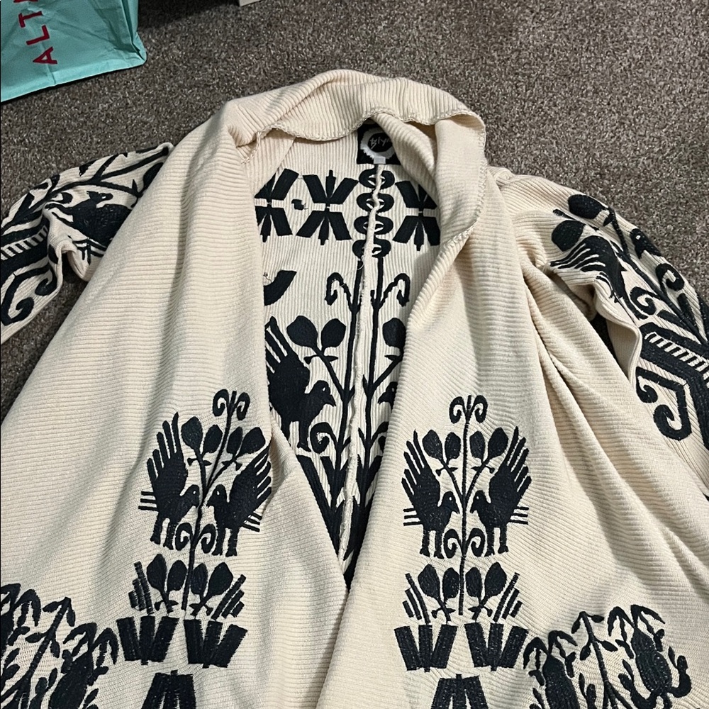 Chic Black and Cream Women's Cardigan